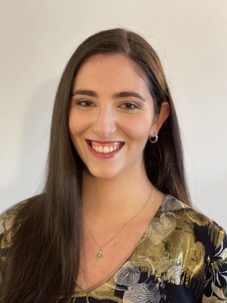 Alice Tinawi - Dentist