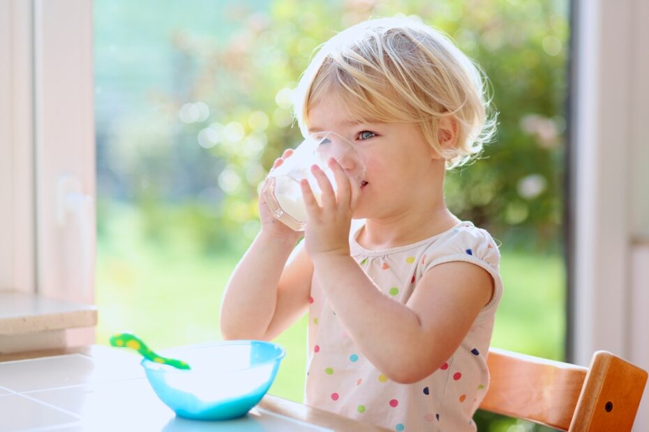 Milk is a better option than juice for toddlers.