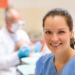 What’s the difference between a dental hygienist and a dentist?
