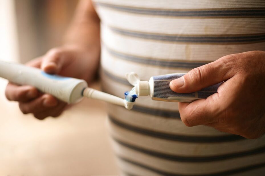 Going in circles is a very good thing when it comes to brushing your teeth.